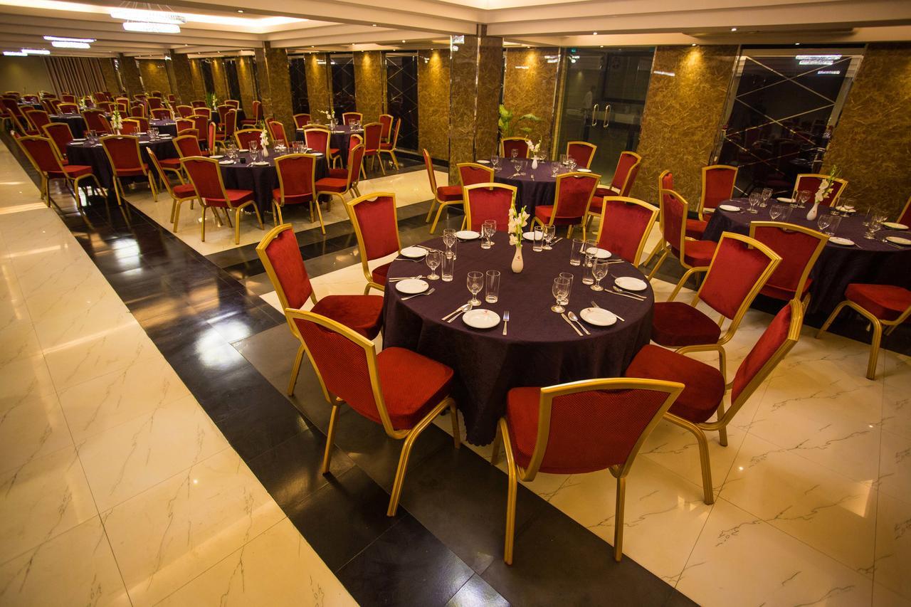 Hotel Castle Salam Khulna Exteriér fotografie