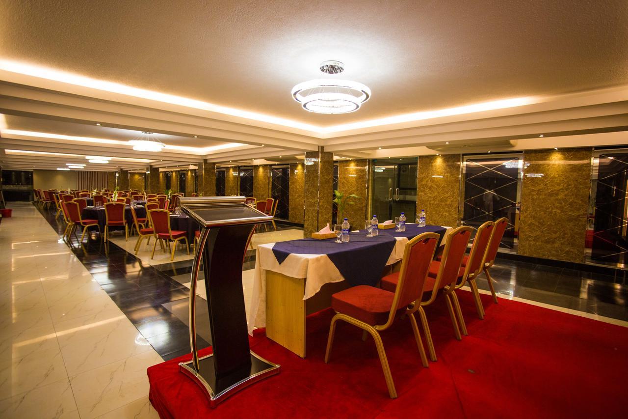 Hotel Castle Salam Khulna Exteriér fotografie